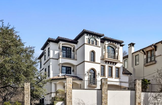 3520 Blackburn Street, Dallas, TX 75219