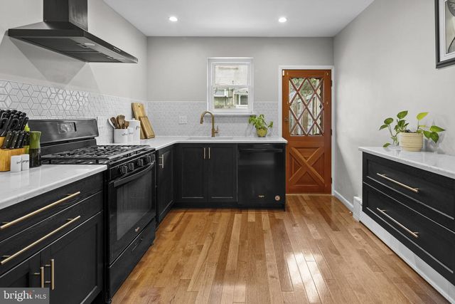 809 MOORE ST, Philadelphia, PA 19148