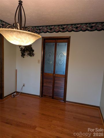 3065 Woodstream Drive, Valdese, NC 28690