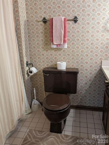 3065 Woodstream Drive, Valdese, NC 28690