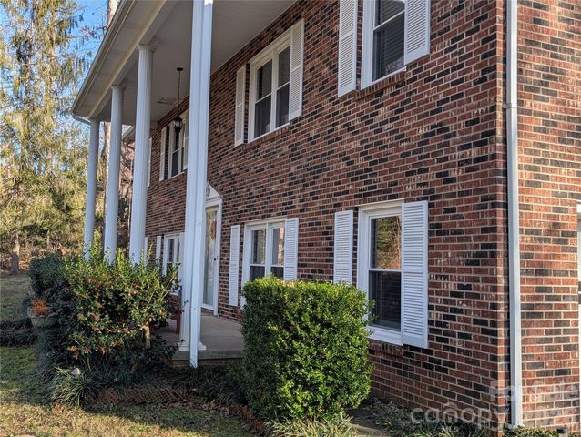 3065 Woodstream Drive, Valdese, NC 28690