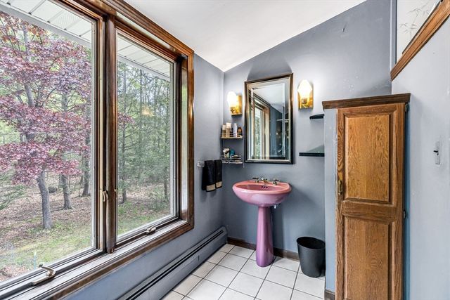 163 S Monson Rd, Hampden, MA 01036