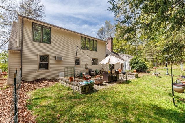 163 S Monson Rd, Hampden, MA 01036
