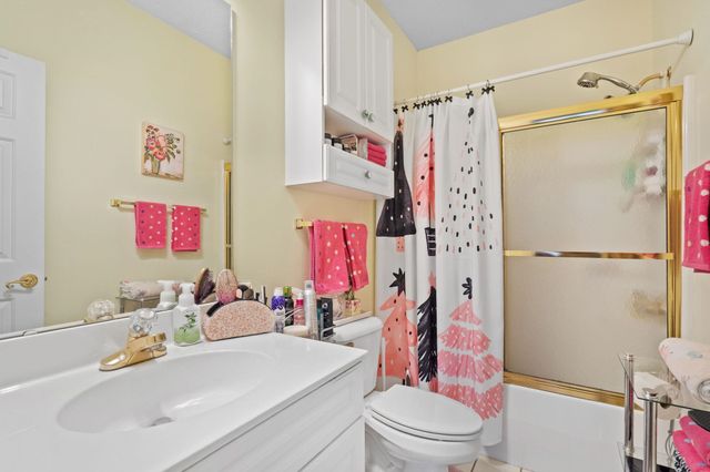 4185 Hibiscus Dr Apt 103, Little River, SC 29566