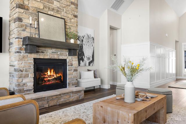 8368 W Sparks Lake Dr., Boise, ID 83714