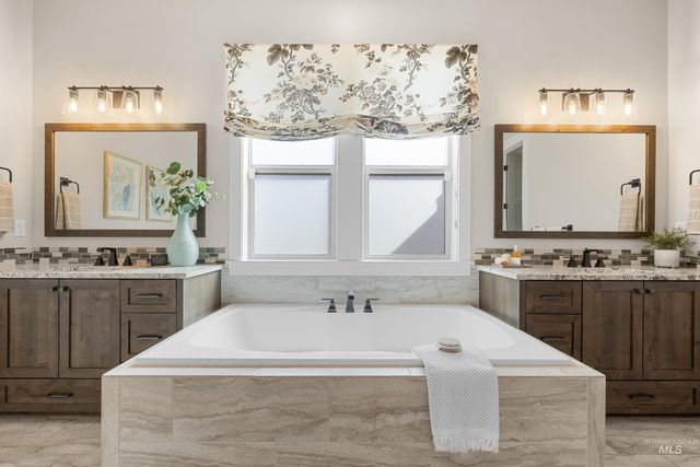 8368 W Sparks Lake Dr., Boise, ID 83714