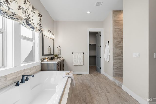 8368 W Sparks Lake Dr., Boise, ID 83714