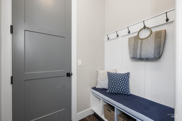 8368 W Sparks Lake Dr., Boise, ID 83714