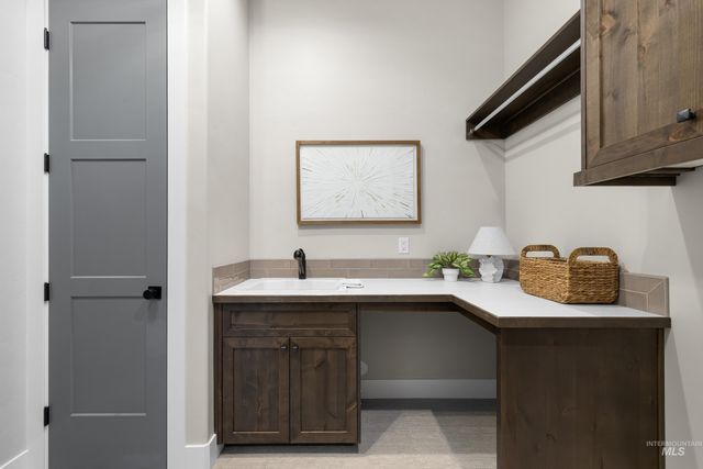 8368 W Sparks Lake Dr., Boise, ID 83714