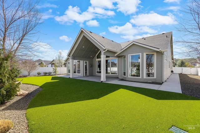 8368 W Sparks Lake Dr., Boise, ID 83714