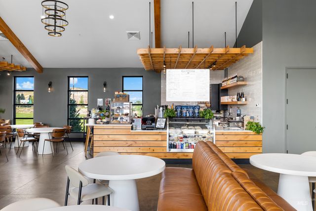 8368 W Sparks Lake Dr., Boise, ID 83714