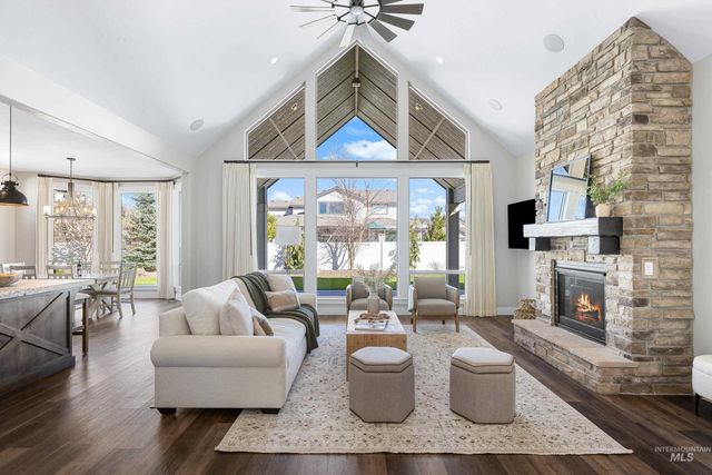 8368 W Sparks Lake Dr., Boise, ID 83714