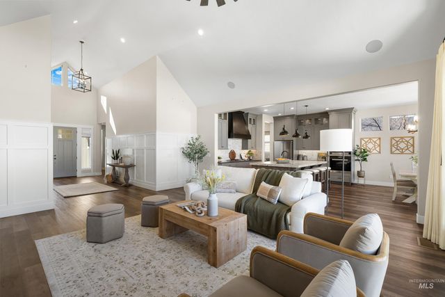 8368 W Sparks Lake Dr., Boise, ID 83714