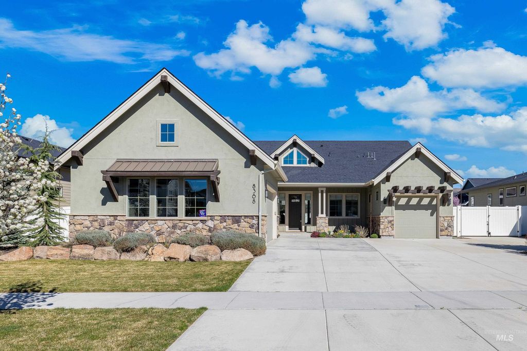 8368 W Sparks Lake Dr., Boise, ID 83714