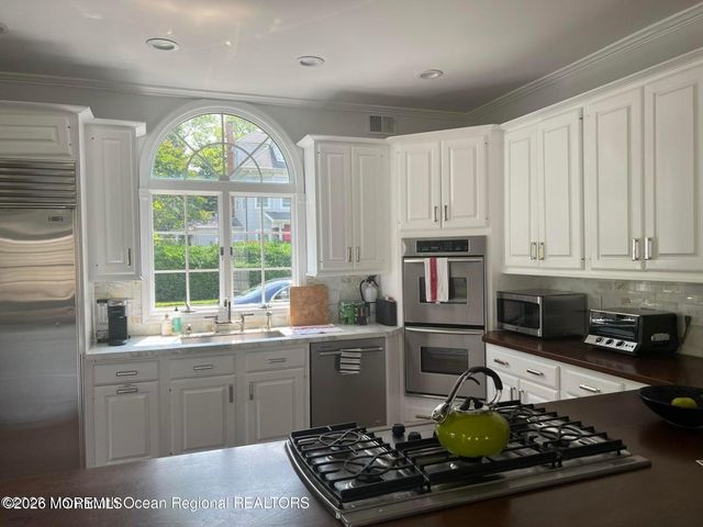 200 Washington Avenue, Spring Lake, NJ 07762