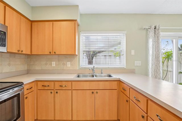7602 CORTEZ COURT, Tampa, FL 33615