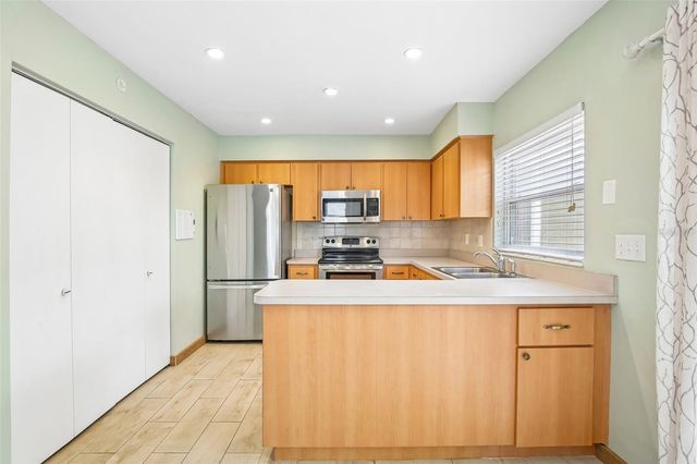 7602 CORTEZ COURT, Tampa, FL 33615