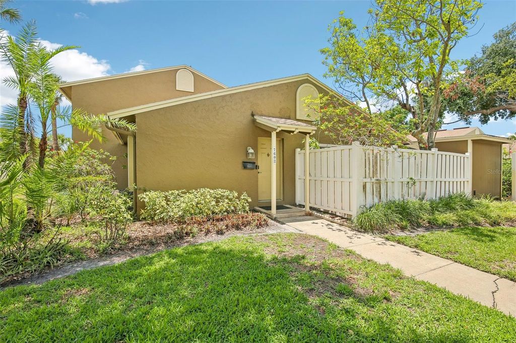 7602 CORTEZ COURT, Tampa, FL 33615