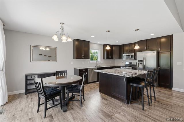 665 Marblewood Lane, Saline, MI 48176