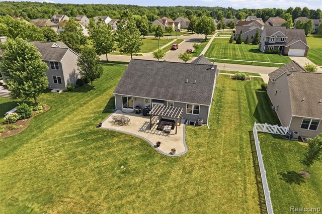 665 Marblewood Lane, Saline, MI 48176