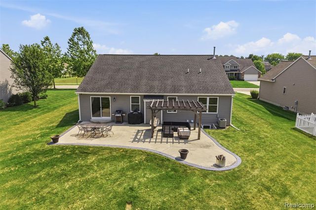 665 Marblewood Lane, Saline, MI 48176