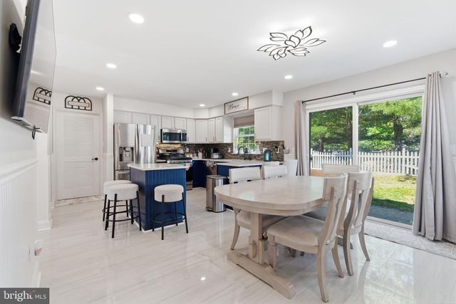 112 LANTERN, Deptford, NJ 08096