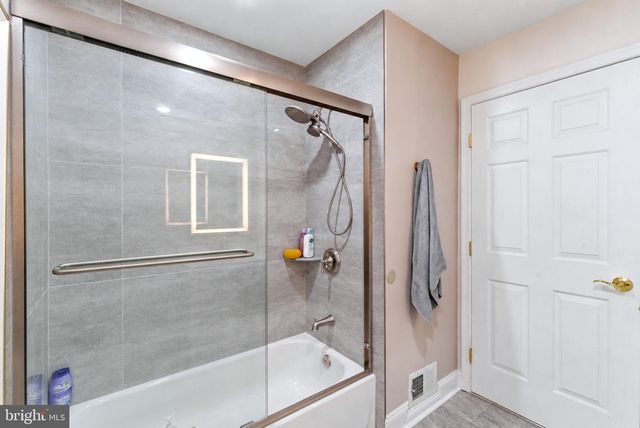 112 LANTERN, Deptford, NJ 08096