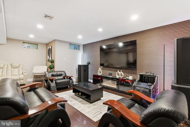 112 LANTERN, Deptford, NJ 08096
