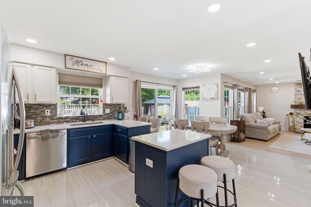 112 LANTERN, Deptford, NJ 08096