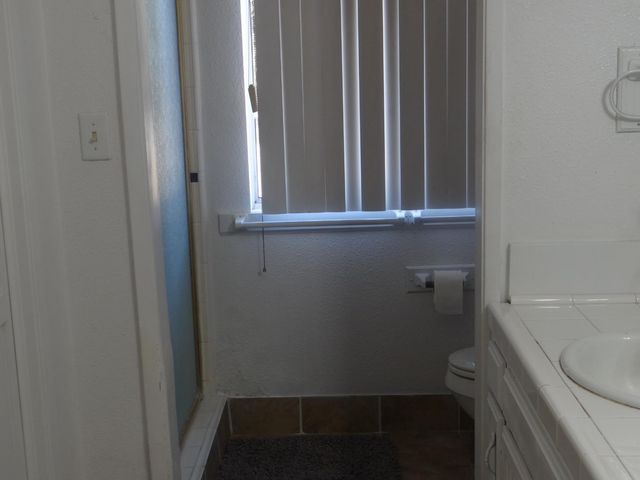 2712 W Mesa Avenue, Fresno, CA 93711