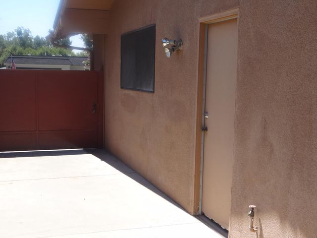 2712 W Mesa Avenue, Fresno, CA 93711