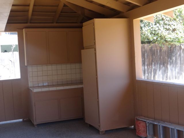 2712 W Mesa Avenue, Fresno, CA 93711