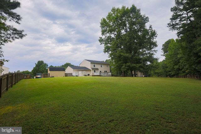 4400 CAVEN CT N, Fredericksburg, VA 22408