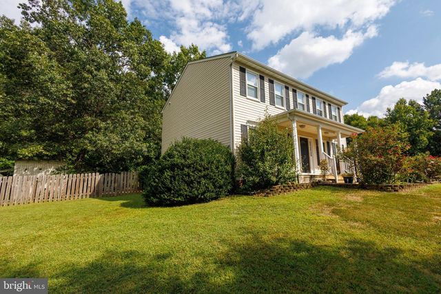 4400 CAVEN CT N, Fredericksburg, VA 22408