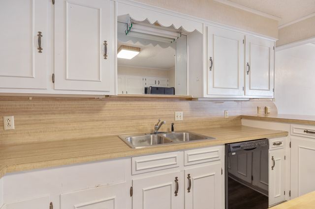 504 Woodland Hills Drive, Tyler, TX 75701
