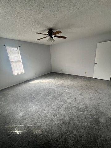 504 Woodland Hills Drive, Tyler, TX 75701