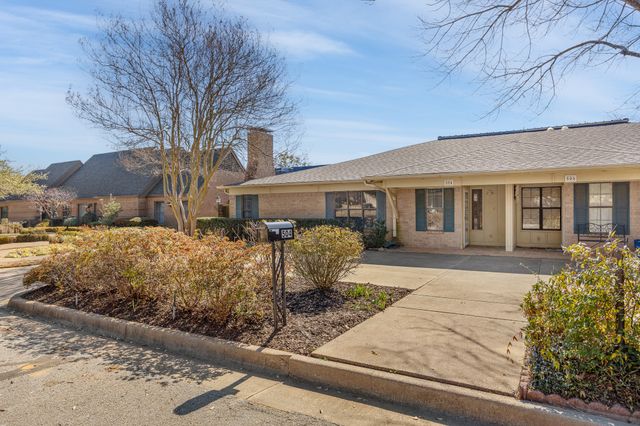 504 Woodland Hills Drive, Tyler, TX 75701