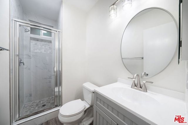 13343 Victory Boulevard 4, Van Nuys (los Angeles), CA 91401