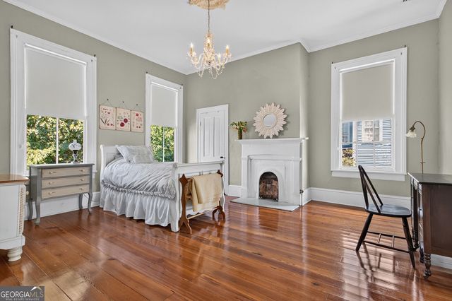 676 College Street, Macon, GA 31201