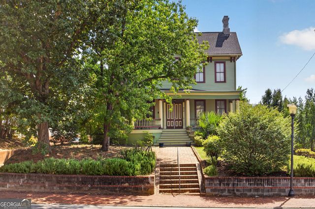 676 College Street, Macon, GA 31201