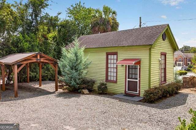 676 College Street, Macon, GA 31201