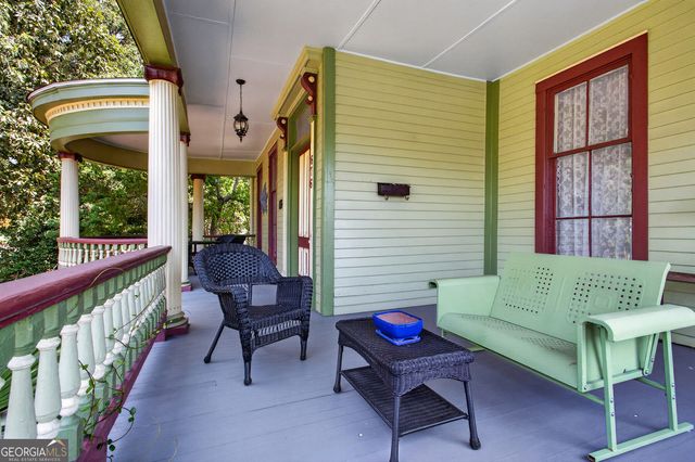 676 College Street, Macon, GA 31201