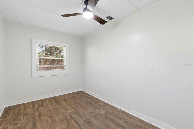 3241 LAUREL AVE, Clearwater, FL 33762