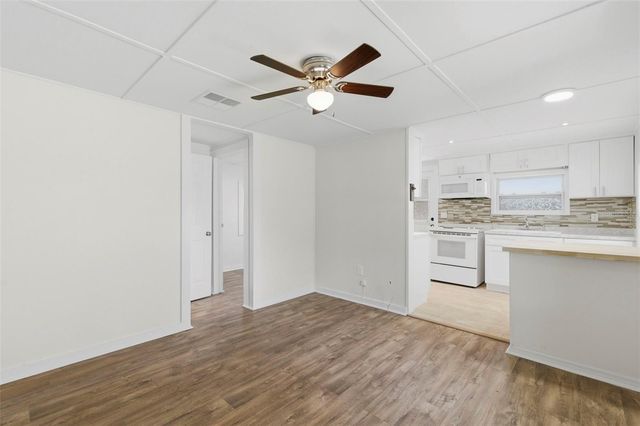 3241 LAUREL AVE, Clearwater, FL 33762