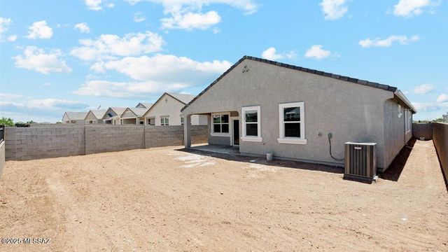 8685 W Prairie Acacia Drive, Marana, AZ 85653