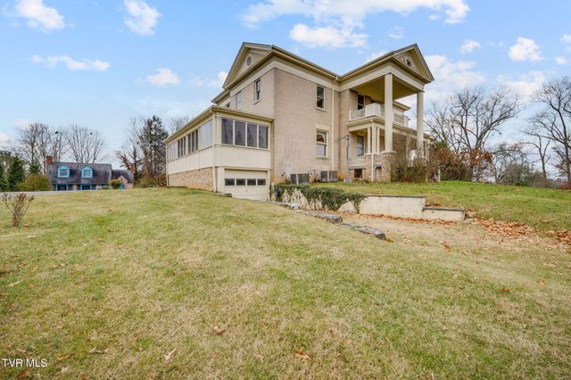 322 Spruce Street, Bristol, TN 37620