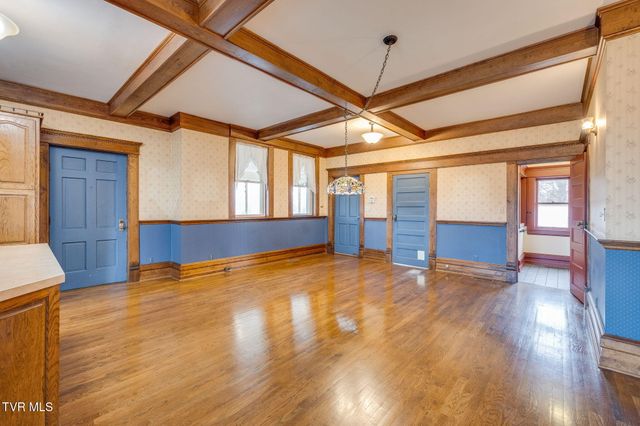 322 Spruce Street, Bristol, TN 37620