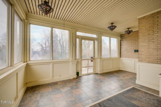 322 Spruce Street, Bristol, TN 37620