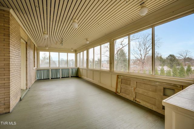 322 Spruce Street, Bristol, TN 37620