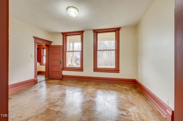 322 Spruce Street, Bristol, TN 37620